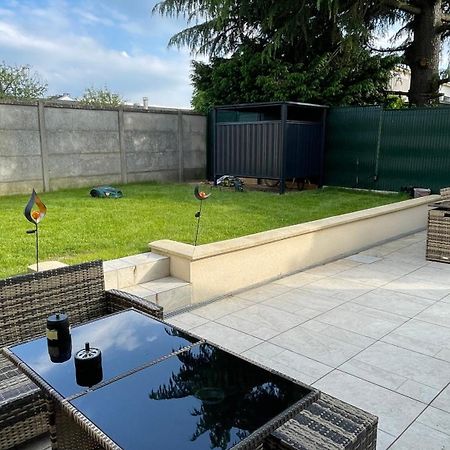 Chambre Serenite Dans Maison Au Calme Compiegne Bagian luar foto